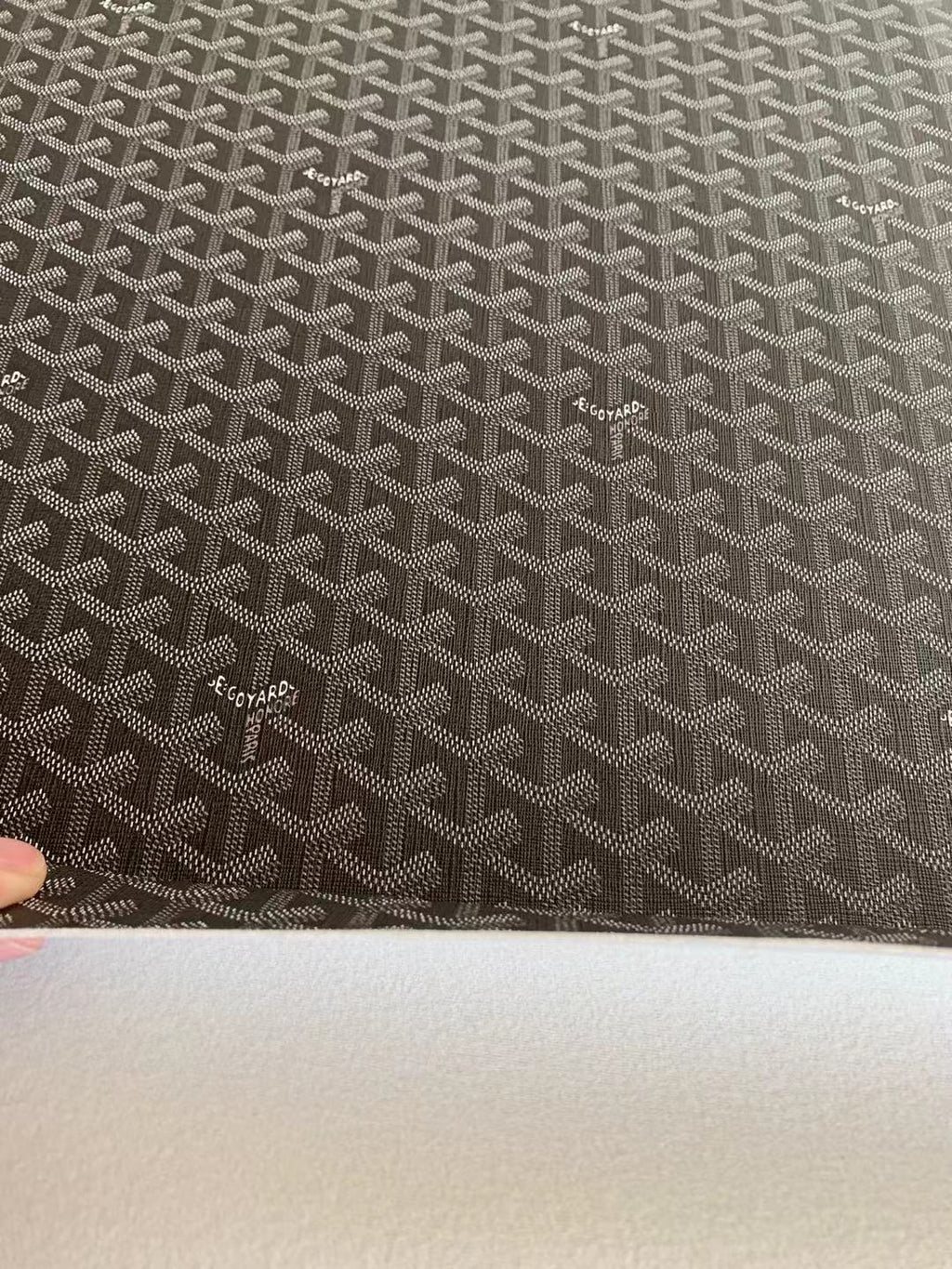 Classic  Leather Fabric , Handmade Shoes Leather, Hand-made Bags Fabric,Handicraft Leather Fabric By Yard (Black)