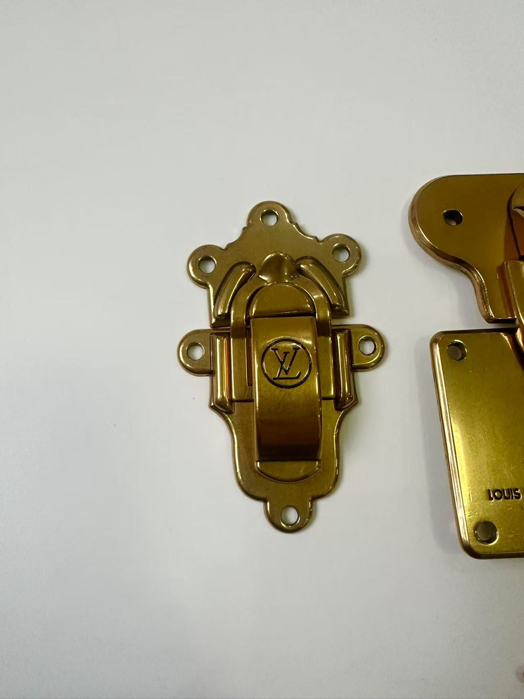 New Best Quality Copper Material LV Locks For Handmade Box ,Bag and Handicraft Goods