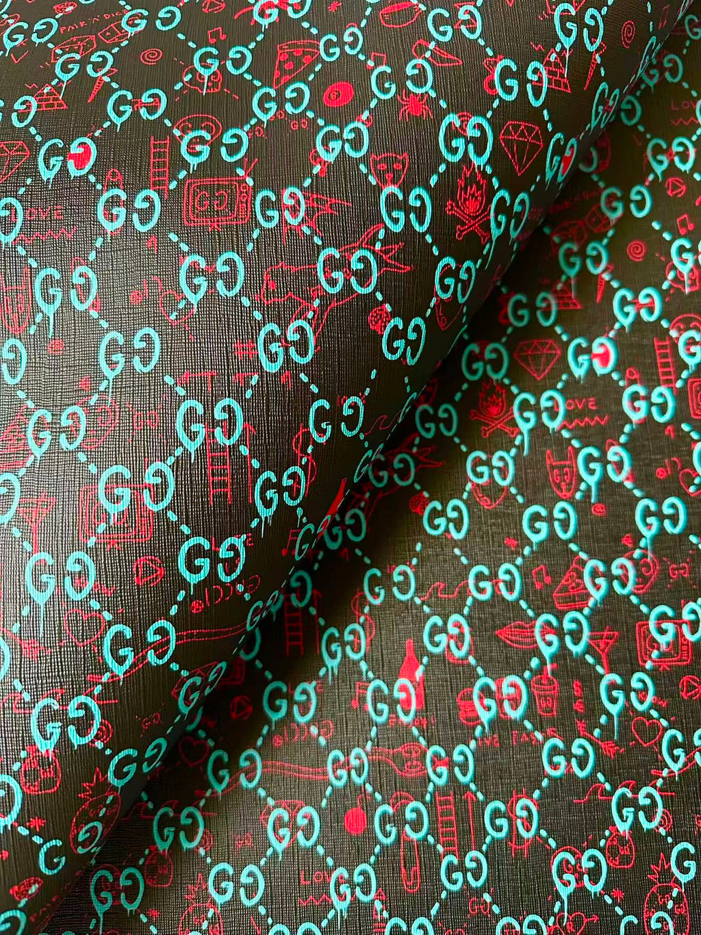Craft Gucci Animal With Fruit Design Leather Fabric For Handmade Shoes , Upholstery Goods By Yard