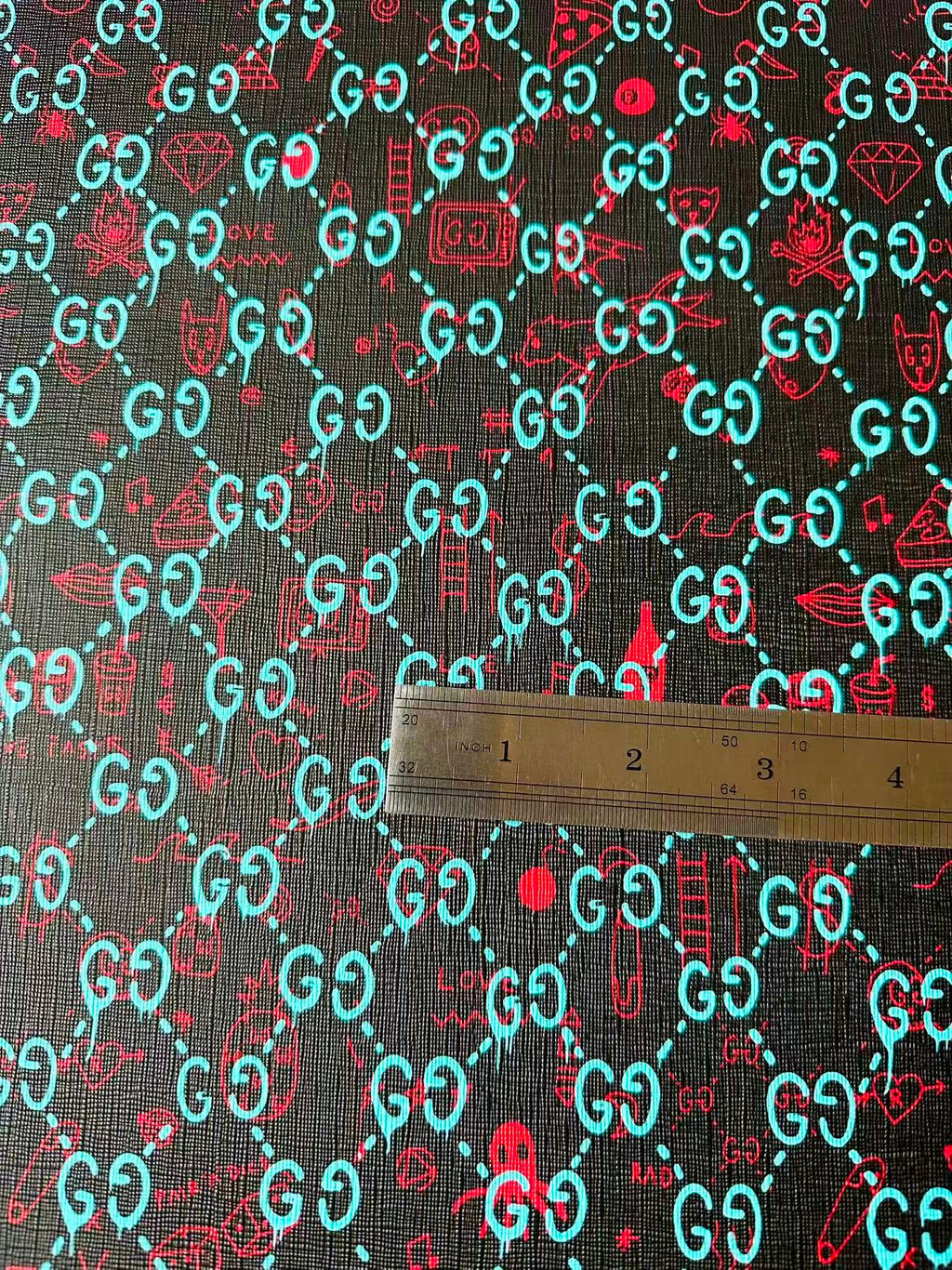 Craft Gucci Animal With Fruit Design Leather Fabric For Handmade Shoes , Upholstery Goods By Yard