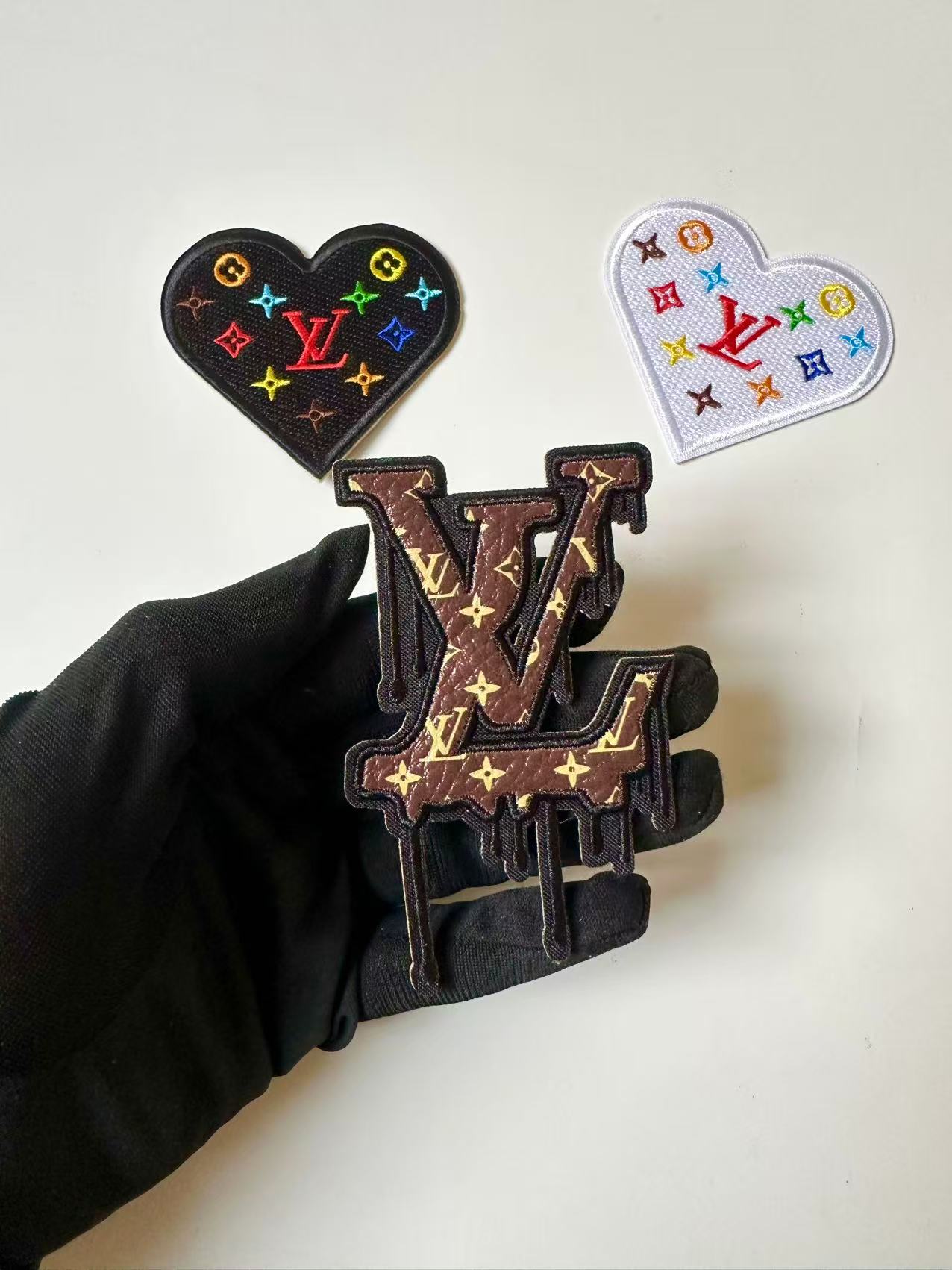 Craft Embroidery LV LOVE Jacquard Patches For Customized Apparel