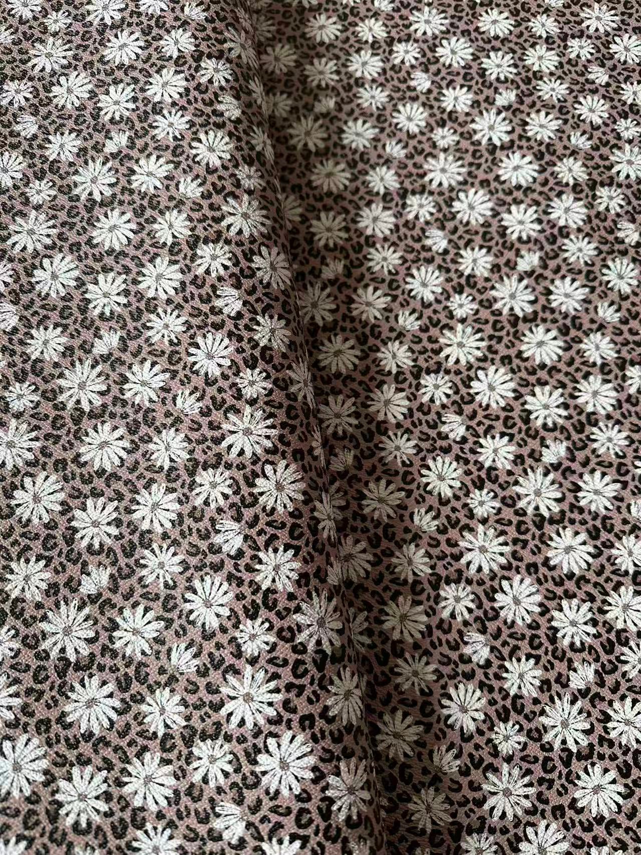 Fashion Chrysanthemum Leather Fabric For Handmade Sneaker , Bag Upholstery Goods By Yard
