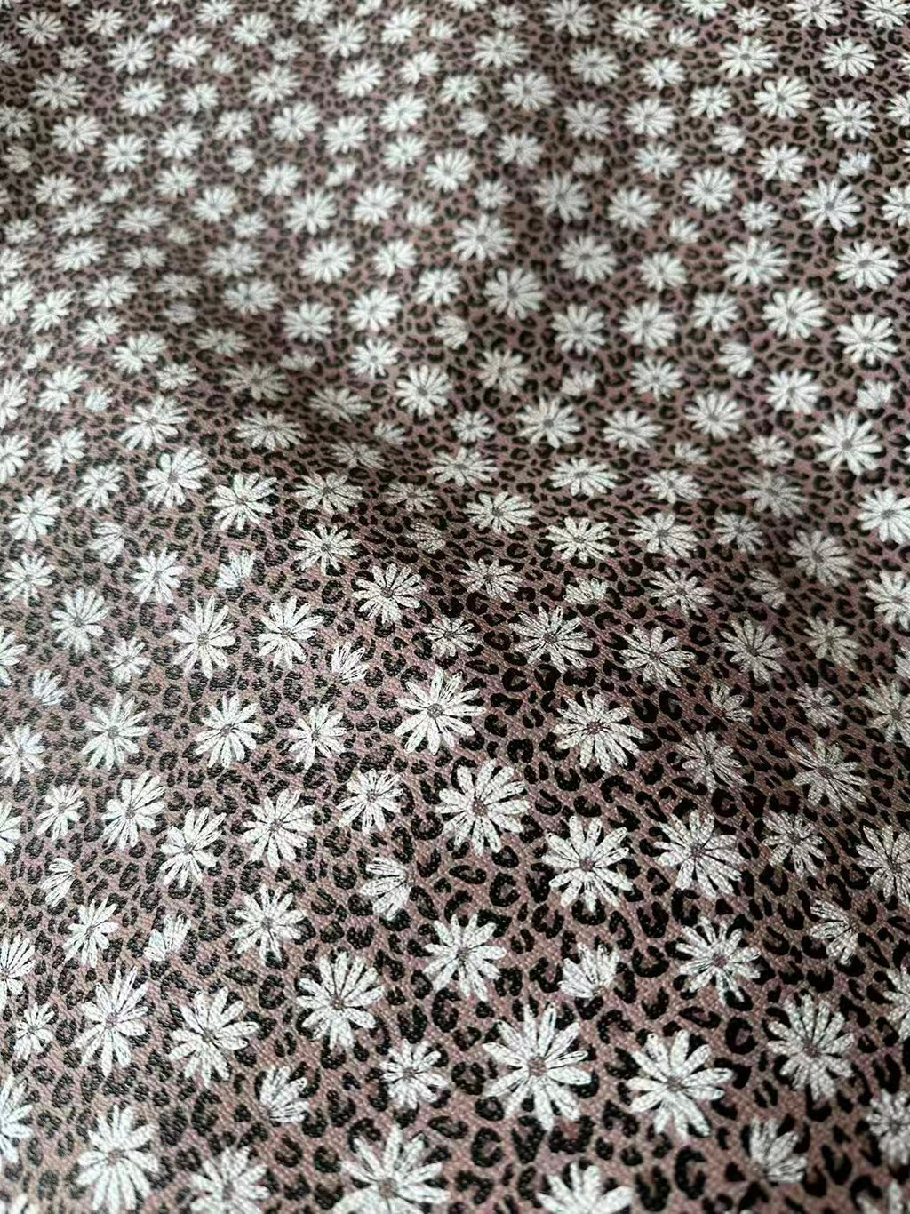 Fashion Chrysanthemum Leather Fabric For Handmade Sneaker , Bag Upholstery Goods By Yard