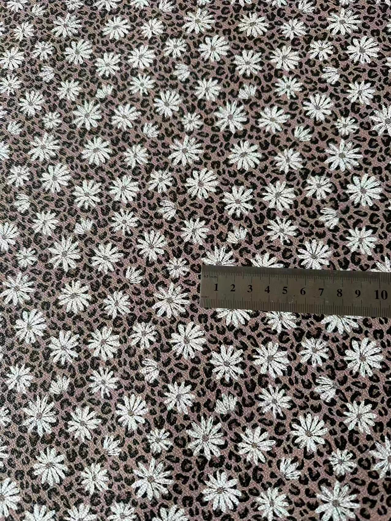 Fashion Chrysanthemum Leather Fabric For Handmade Sneaker , Bag Upholstery Goods By Yard