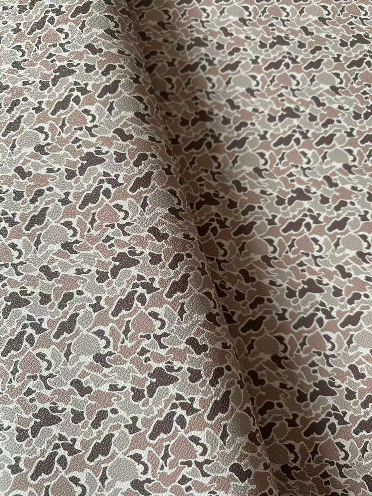 Fashion Gray Camouflage Leather Fabric For Handmade Sneaker , Bag Upholstery Goods By Yard