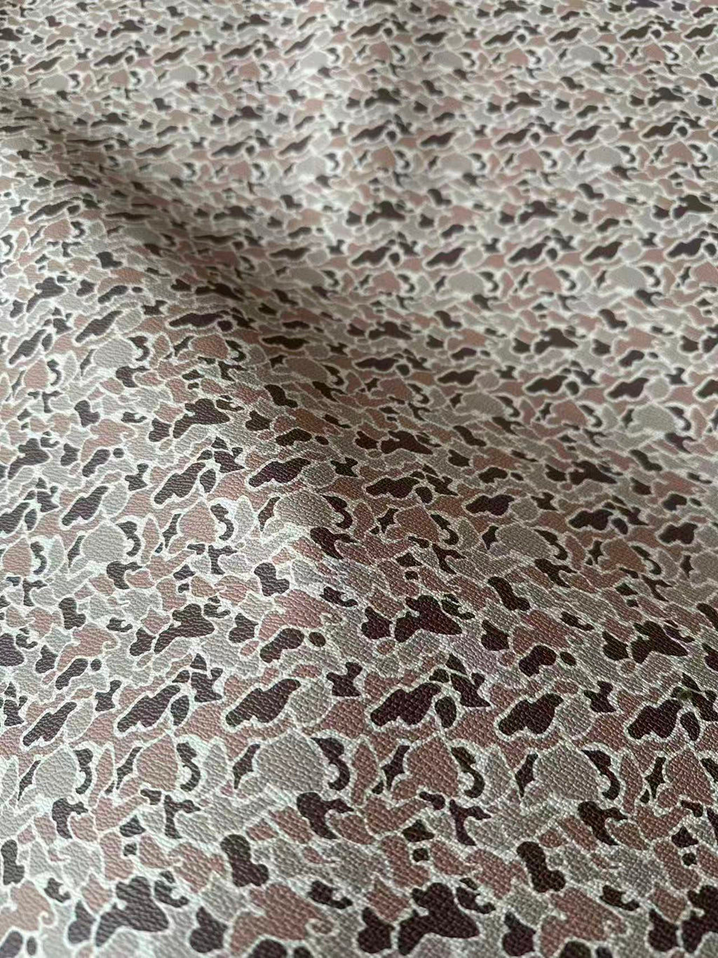 Fashion Gray Camouflage Leather Fabric For Handmade Sneaker , Bag Upholstery Goods By Yard
