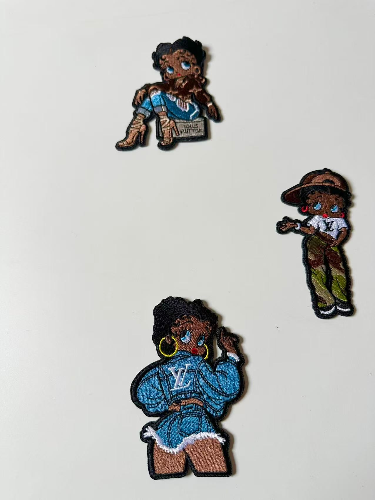 Craft Embroidery LV Miss Betty Jacquard Patches For Customized Apparel