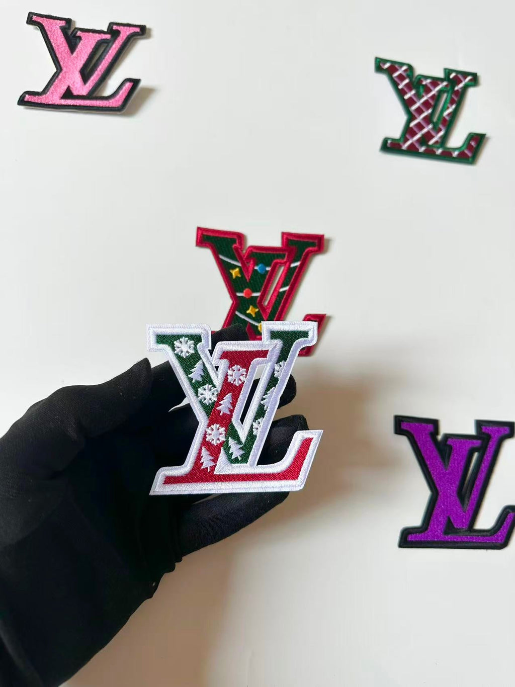 Fashiong Sewing  Embroidery LV Jacquard Patches For Customized Apparel