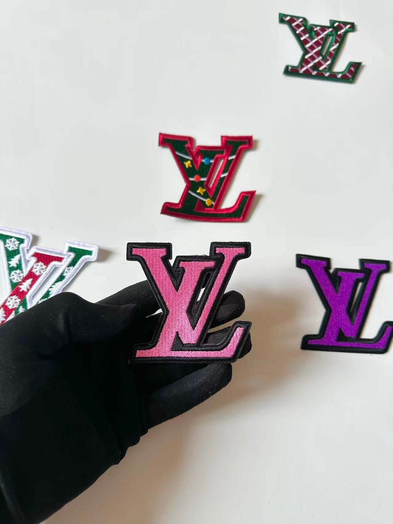 Fashiong Sewing  Embroidery LV Jacquard Patches For Customized Apparel