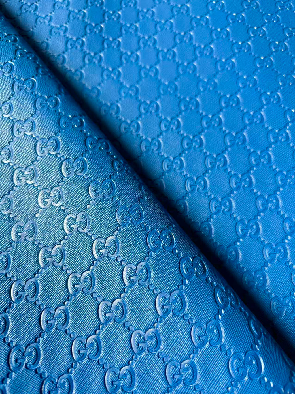 Fashion Blue Gucci Embossed Leather Fabric For Handmade Shoes ,Bags Handicraft Goods By Yards